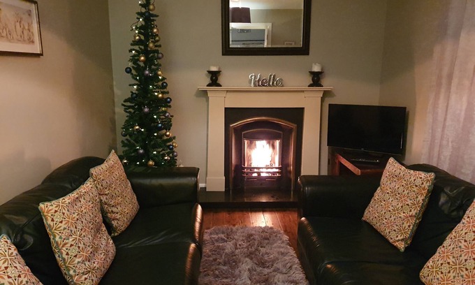 Stranorlar House | Jack's Place, 3-Bed House Donegal, Sleeps 5