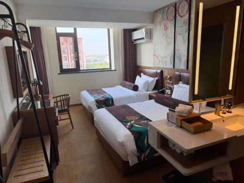 Yizhuang Hotel | James Joyce Coffetel Beijing Yizhuang Development Zone Yicheng Times Square