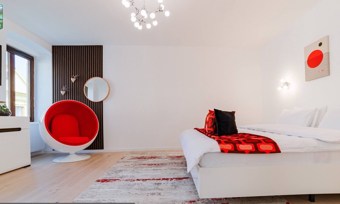 Brasov Apartment | Jasper - Old Town Modern, Fresh