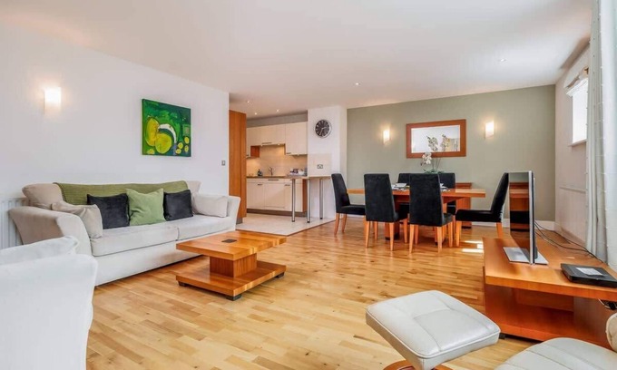 Poole Apartment | Jeanneau - Dolphin Quays Development on Poole Quay