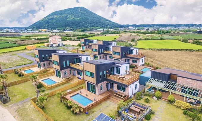 Jongdal-ri House | Jeju Jongdal Private Pension