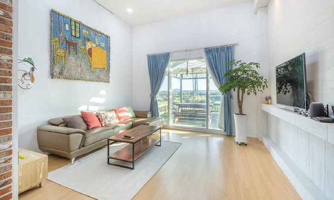 Jongdal-ri House | Jeju Jongdalrifeel House