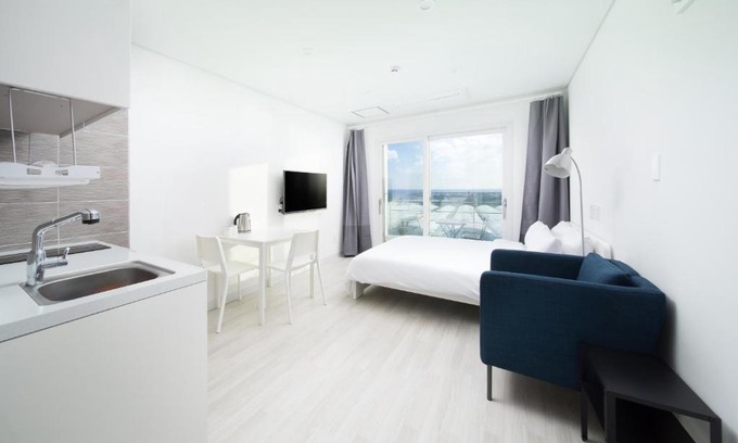 Jungmun House | Jeju Soo Pension