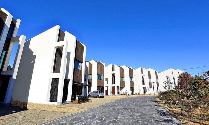 Hallim House | Jeju Sorang N Farms Village