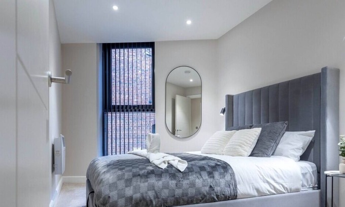 Leeds Apartment | Jenga suite - Leeds City Centre