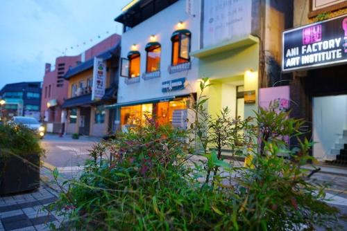 Jeonju House | Jeonju Hanok Village Dohwaseoga Stay Private Pension