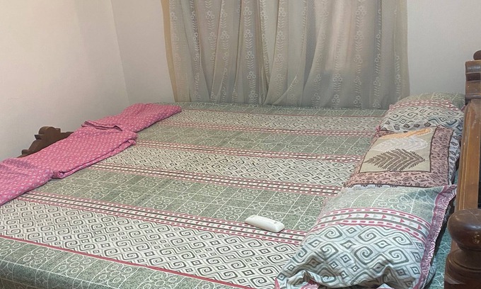 Bengaluru House | Jeraisyl-Guest 1 AC Bedroom House Peaceful and Safe