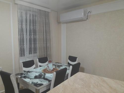 Kutaisi House | Jerusalem home
