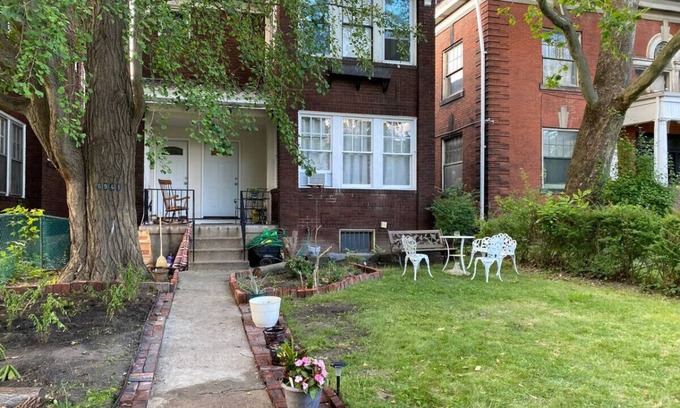 Point Breeze North Apartment | Jewel in Historic Point Breeze