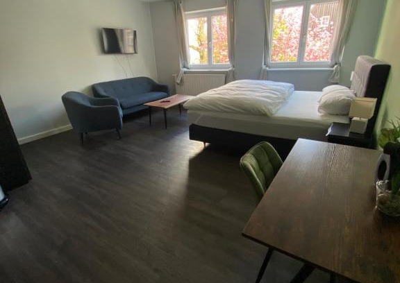 Memmingen Apartment | JG Hotel am Schweizerberg