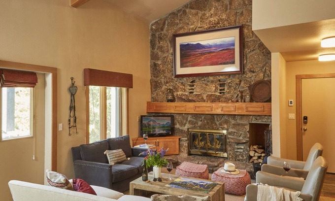 Teton Village Condo | JHRL - Rendezvous A6, third floor Teton Village condo, perfect for families or single vacationers