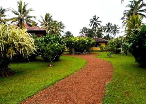 Dodanduwa Hotel | Jim's Beach Villas