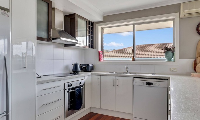 Pambula Beach House | Jimmy's Place by the Beach