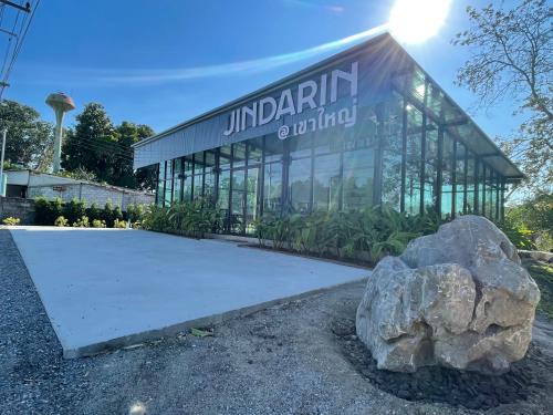 Pak Chong Bed & Breakfast | Jindarin Villas