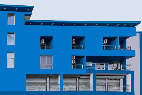 Indore Hotel | JMC HOTEL BLUE Inn