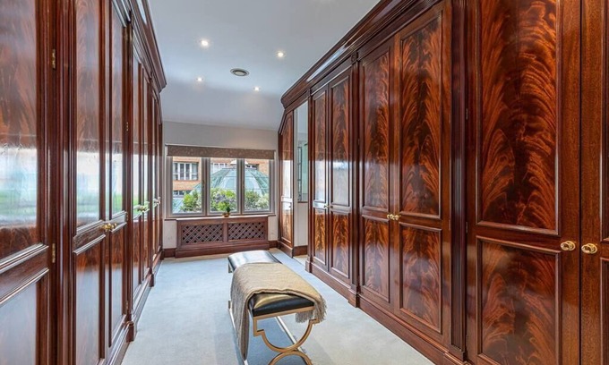 Brompton & Hans Town Apartment | JOIVY Exceptional 6BD home in Knightsbridge near Harrods