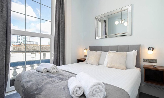 Plymouth Hotel | JOIVY Ocean stays