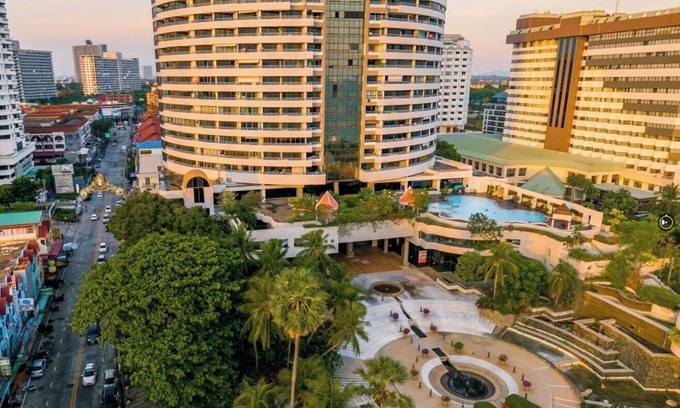 Jomtien Apartment | Jomtien PLAZA Condotel. sleeps 3