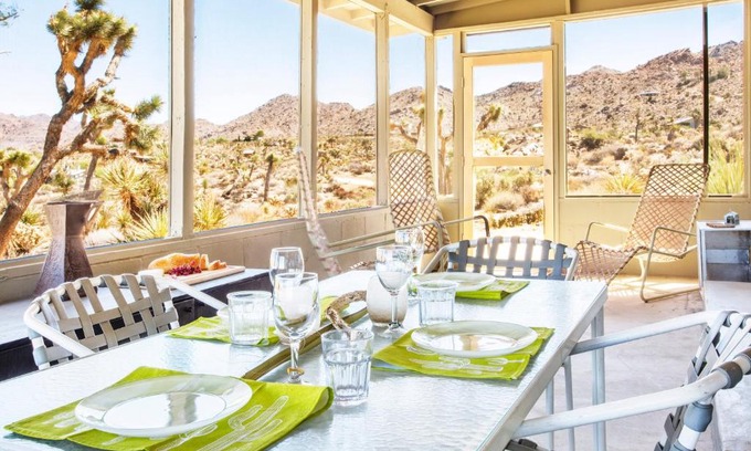 Joshua Tree Highlands House | Joshua Tree Dream Weaver hot tub & National Park