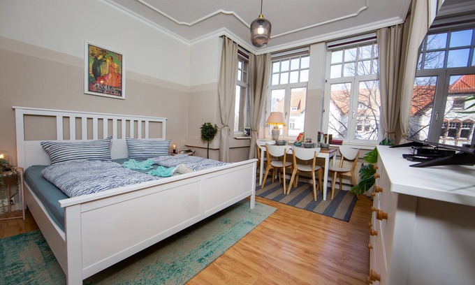 Erfurt Old Town Apartment | ★ Jugendstil Flat with 2 Bedrooms in the ❤ of Erfurt ★
