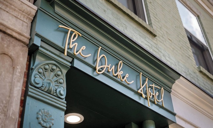 East Market District Apartment | Juke – Romantic Artist’s Retreat in Louisville