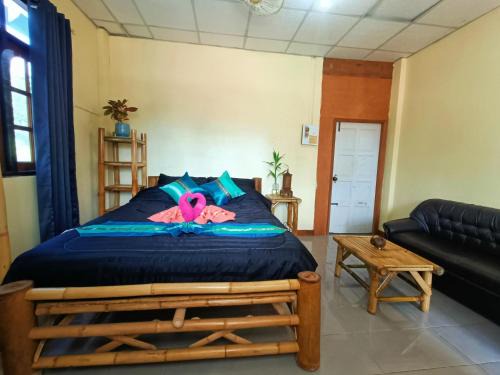 Thong Sala Apartment | June Guest House 1