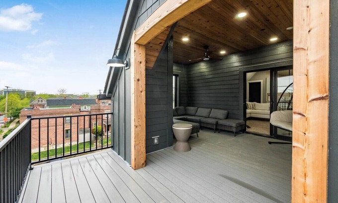 Downtown Columbus House | Just Listed, D Town Views, OSU, Short North!