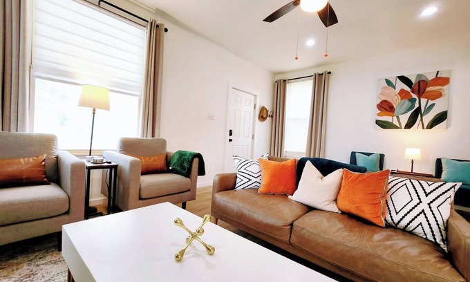 Franklin Park House | Just Renovated. Private Yard. Minutes to Park, Hospitals, Restaurants