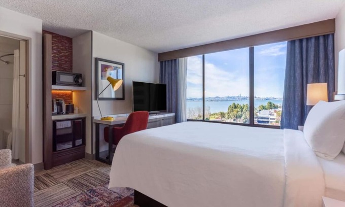Emeryville Hotel | Just What You Were Looking For! Bay View, Pet-Friendly Property, Parking!
