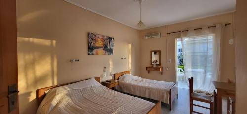 Pefki Apartment | K SANTIS STUDIOS