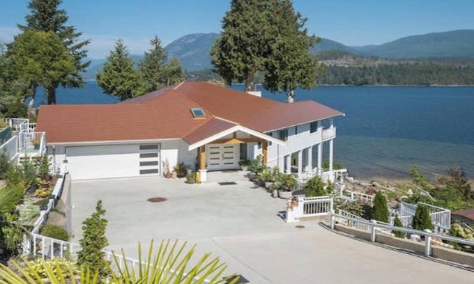 West Porpoise Bay Bed & Breakfast | Kaka Coast By The Sea 3, Private room , private bathroom