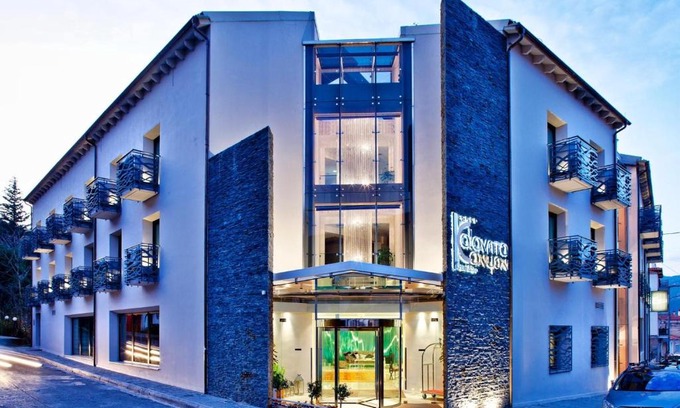 Kalavrita Hotel | Kalavrita Canyon Hotel & Spa