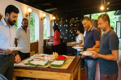 Katugastota Hotel | KANDY Vista
