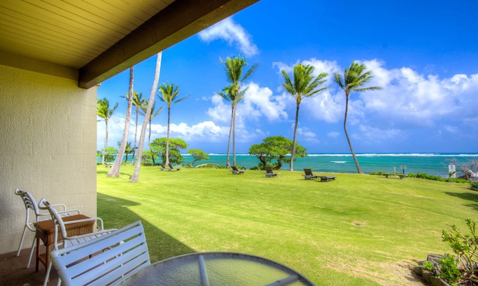 Wailua Condo | Kapaa Shore Resort A101, Oceanfront, King Bed, Ground Floor, End Unit, AC