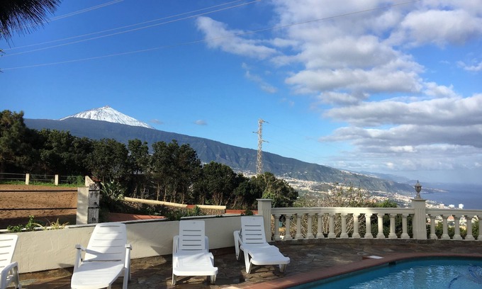 Las Cuevas Apartment | Kar Rasha Apartment Finca with horses, Santa Úrsula