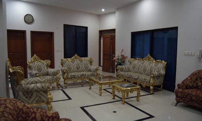 Karachi Villa | Karachi Guest House