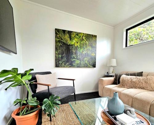 Solway Apartment | Karamu- Spacious, quiet, and close to amenities