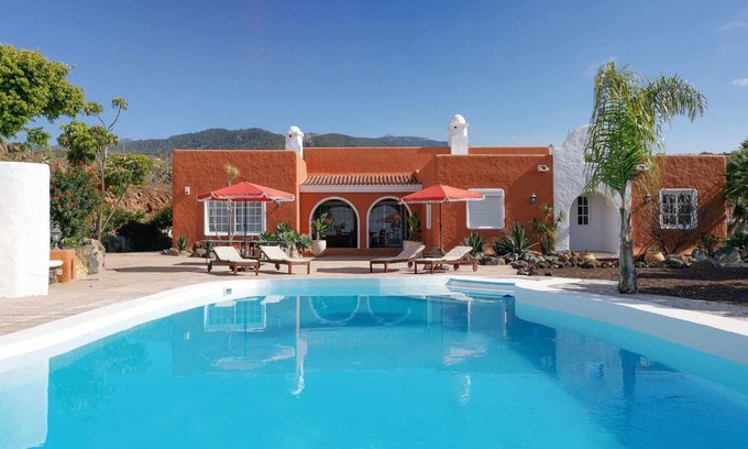 Granadilla de Abona Villa | KARAT Hacienda Miranda