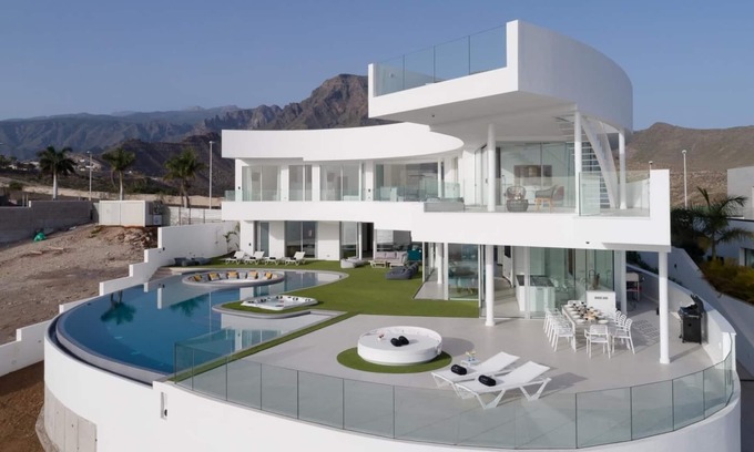 El Madronal Villa | KARAT Villa Fibonacci