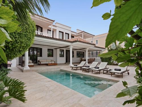 Las Arenas House | KARAT Villa Salvaje