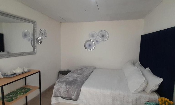 Springs Bed & Breakfast | Karee Gardens B&B