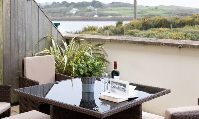 Hayle Cottage | Karndu retreat, Hayle, overlooking the RSPB