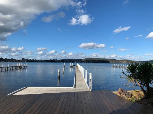 Point Clare House | Karoola