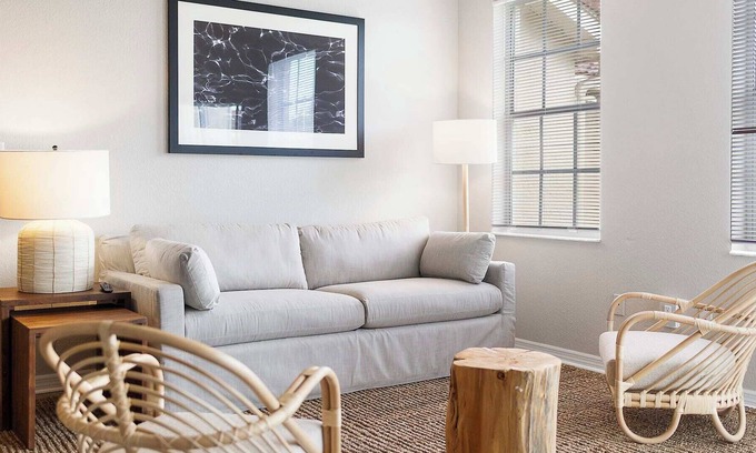 Wellington Apartment | Kasa | Family Friendly 2BD + Near Local Shops | Wellington