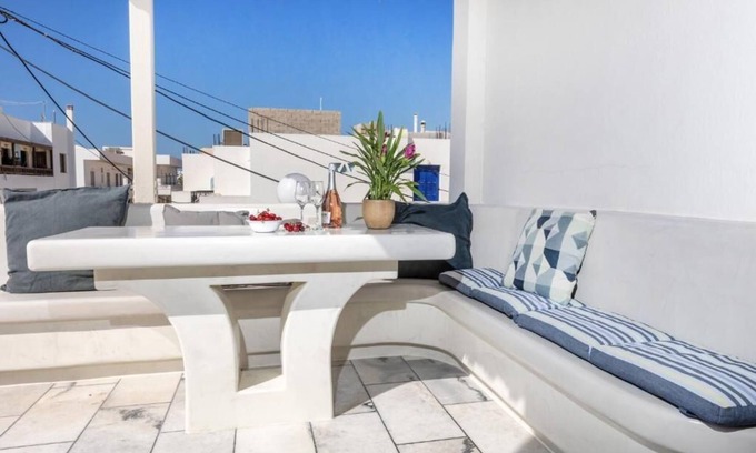 Naxos Town Hotel | Katerina Roza Studios - Heartfelt Hospitality in the City