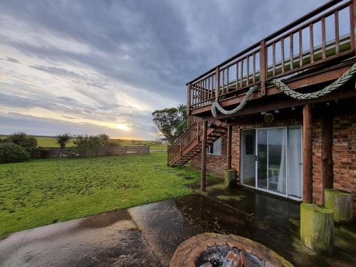 Kidd's Beach Apartment | Kaysers Treasure