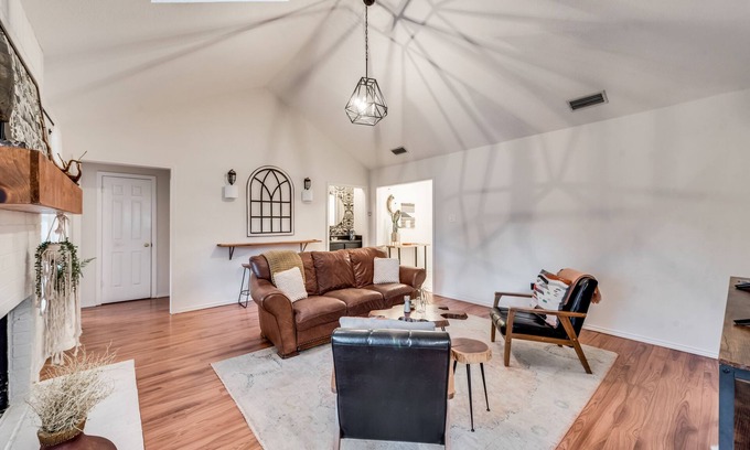 Keller House | Keller Guest Getaway
