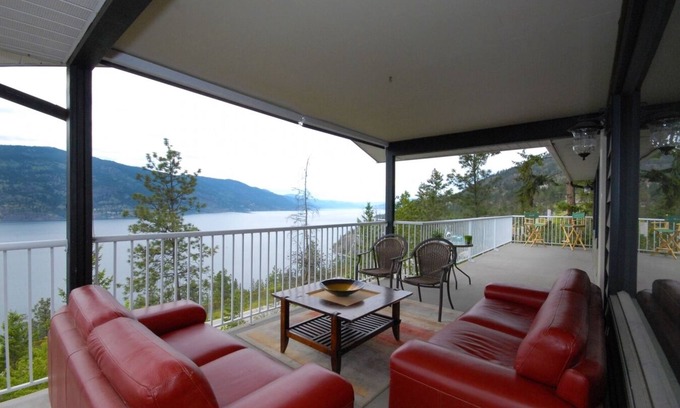 Central Okanagan House | Kelowna Home With Bedroom to Rent