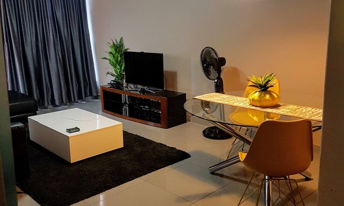 Kempton Park Condo | Kempton Park [OR Tambo] home Away From Home