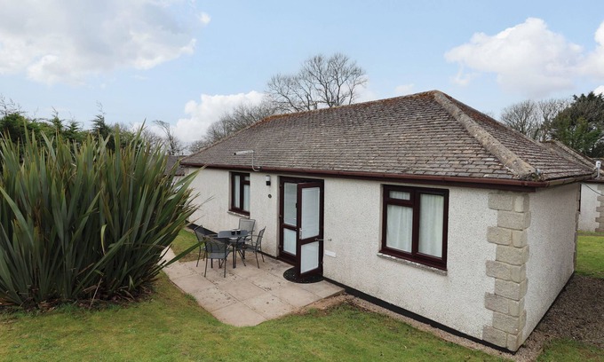 Chysauster Cottage | KENEGIE COTTAGE, family friendly, country holiday cottage in Penzance